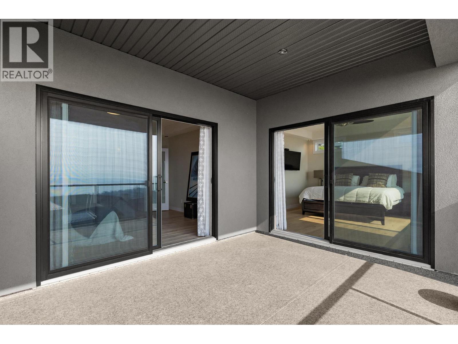  1534 GREGORY Road, West Kelowna