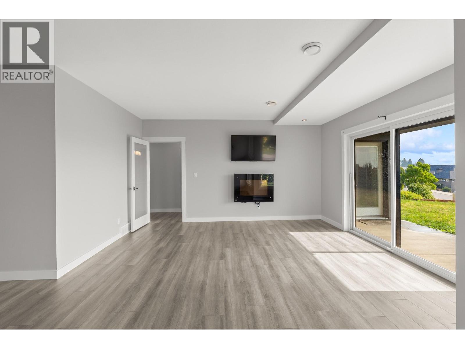  1534 GREGORY Road, West Kelowna