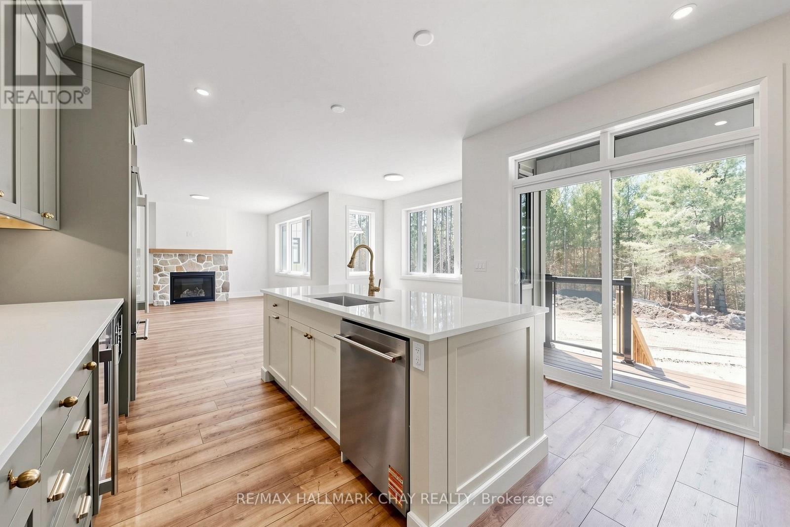 20 NORTHLAND COURT - Image 15