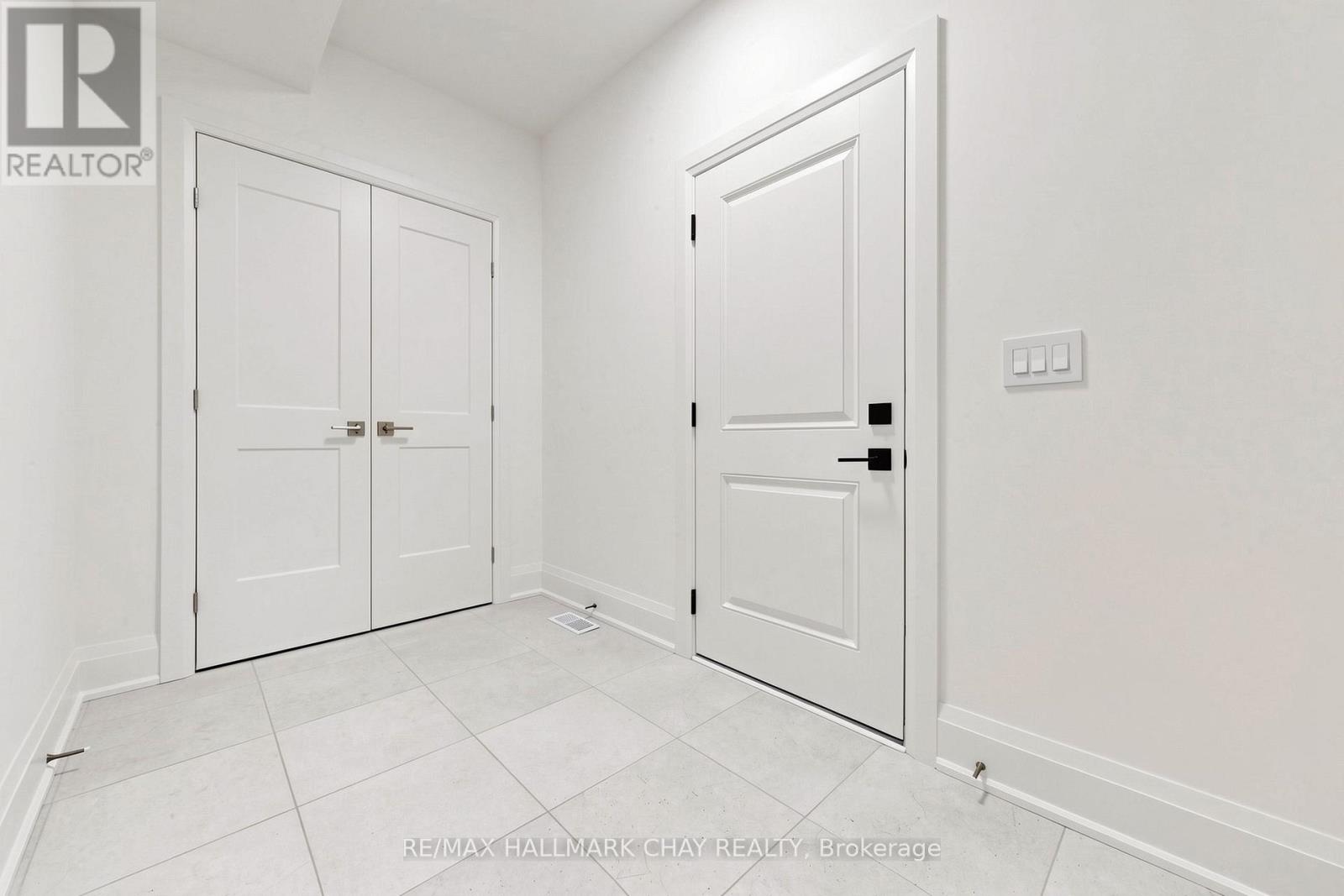 20 NORTHLAND COURT - Image 19