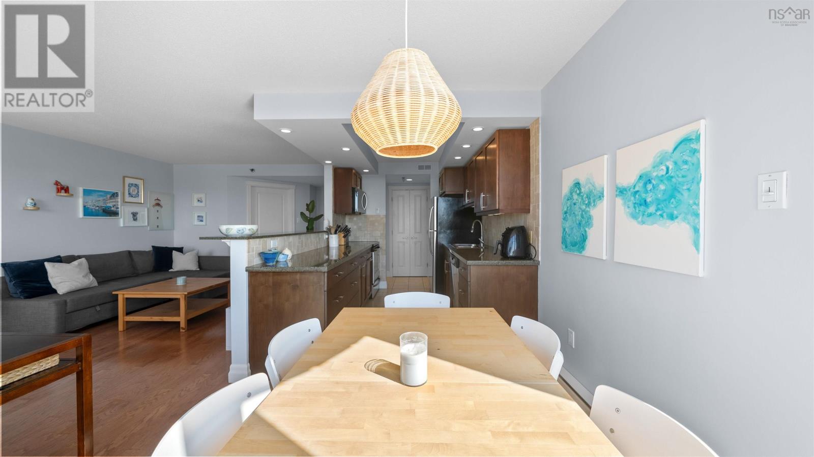 Property 3 of 35 of 1125 45 Vimy Avenue