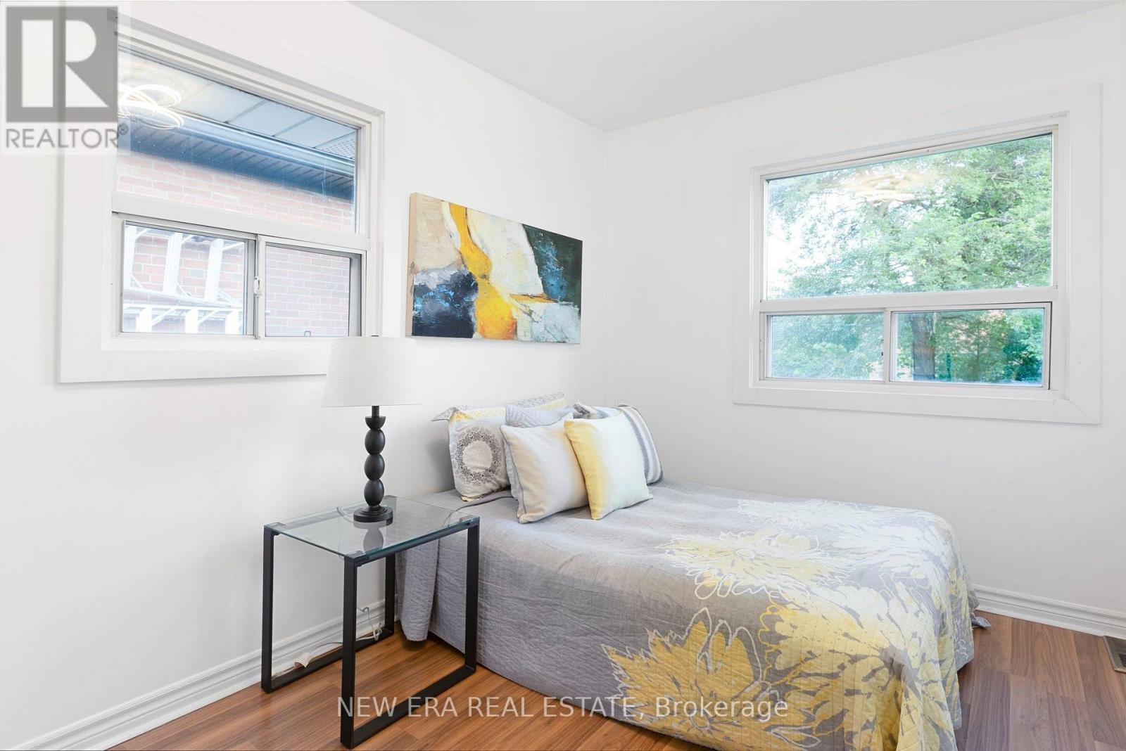 4246 BLOOR STREET W - 11