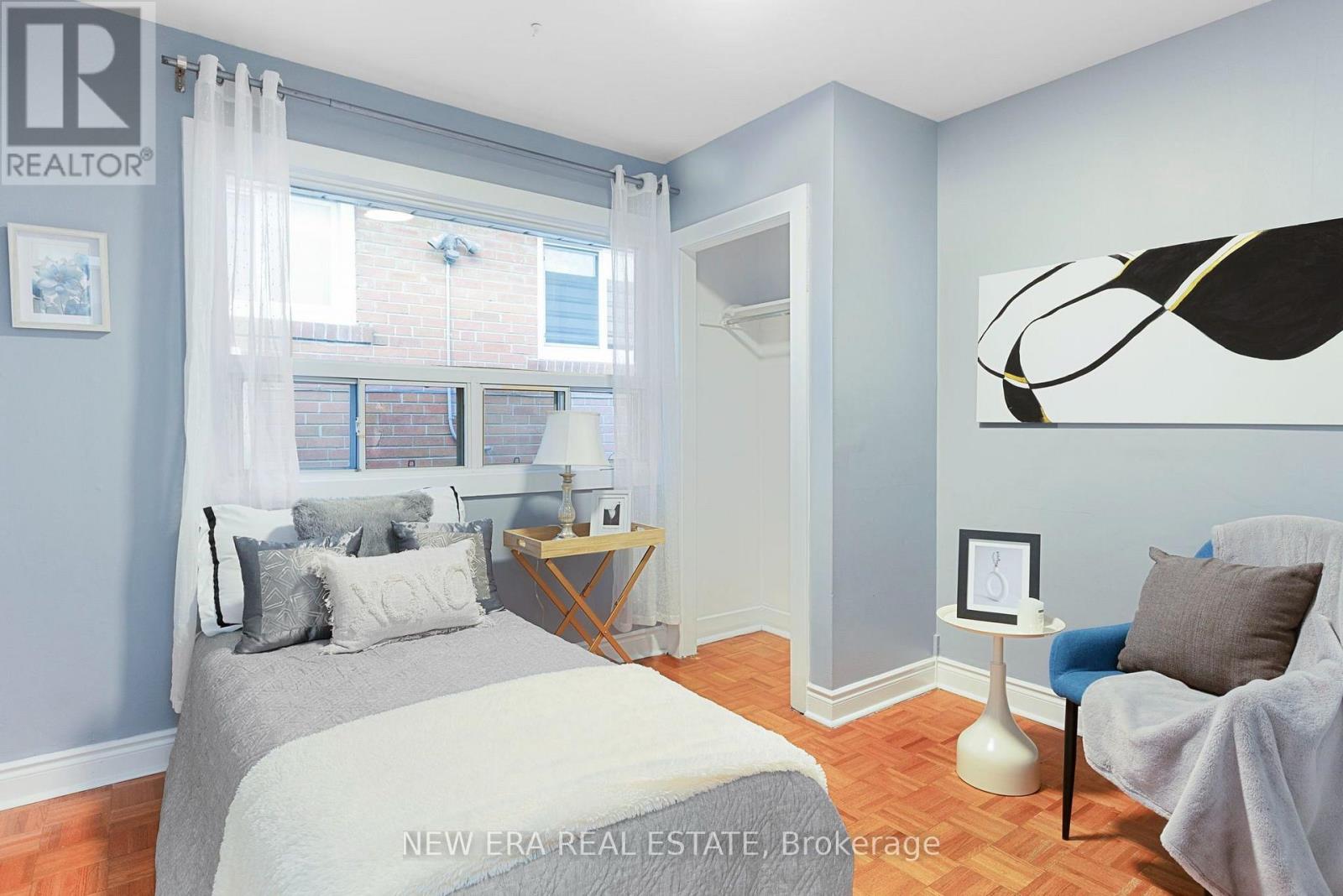 4246 BLOOR STREET W - 14