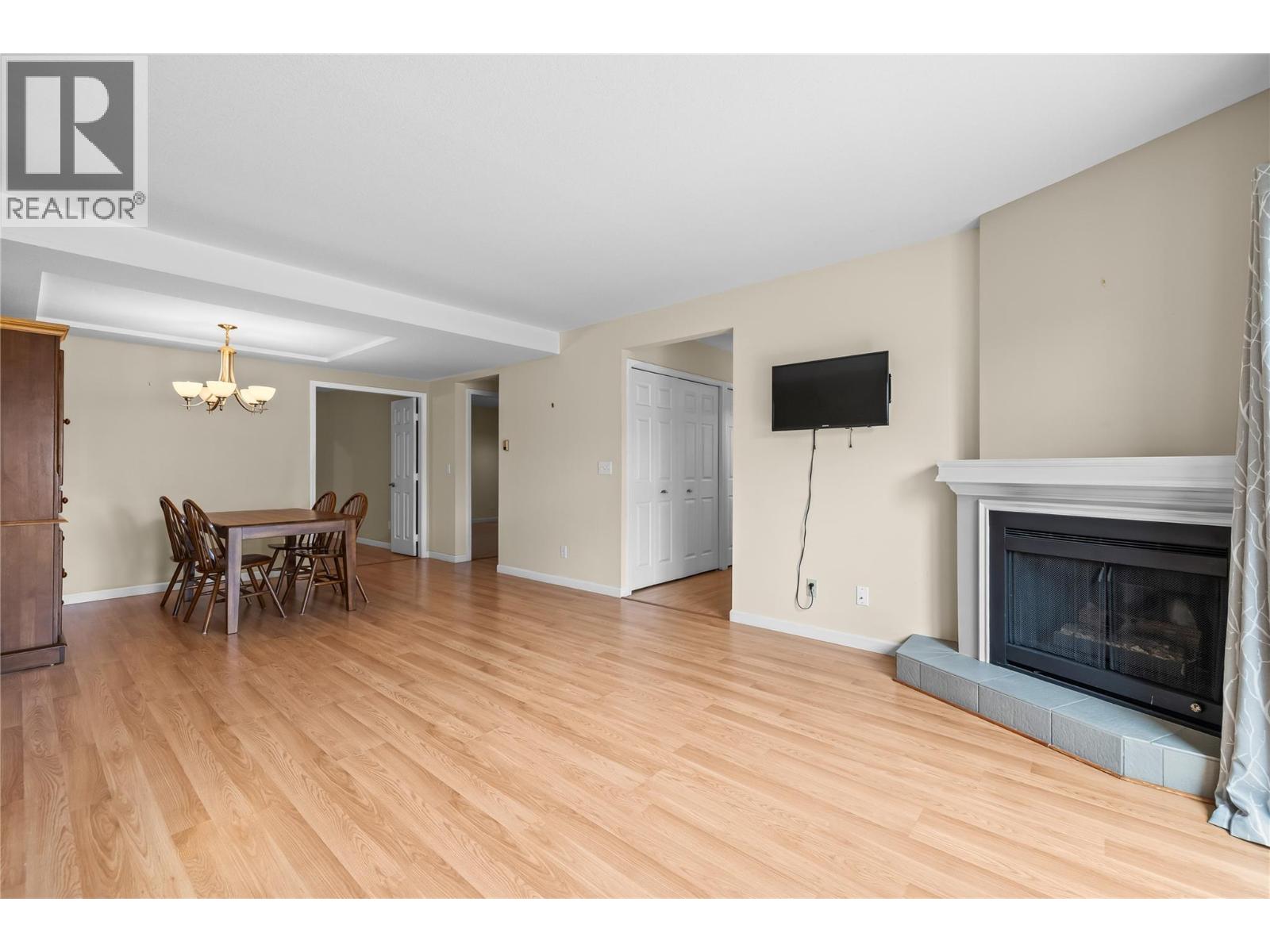 6 2433 Ingram Road, Westbank