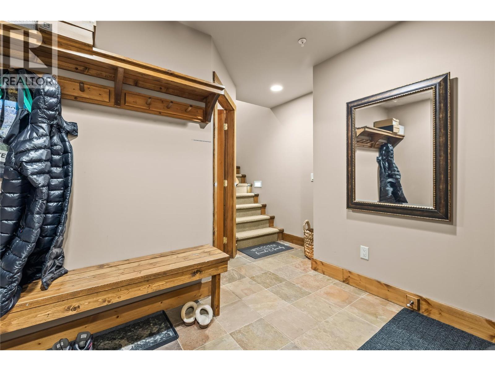 90 Forest Lane - 35