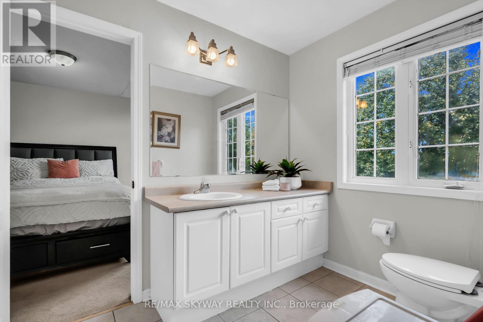 6214 MIRIAM WAY - Image 32