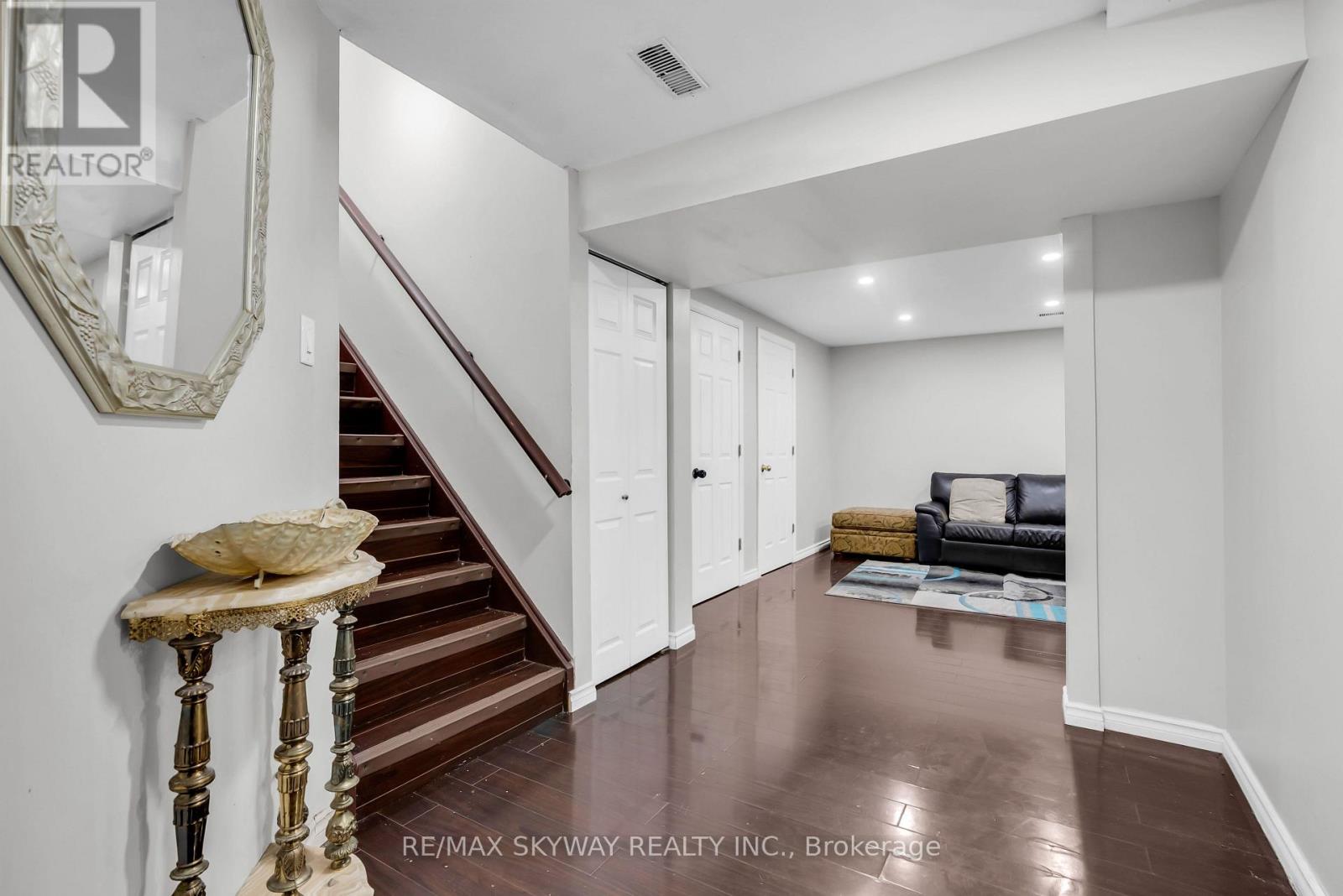 6214 MIRIAM WAY - Image 37