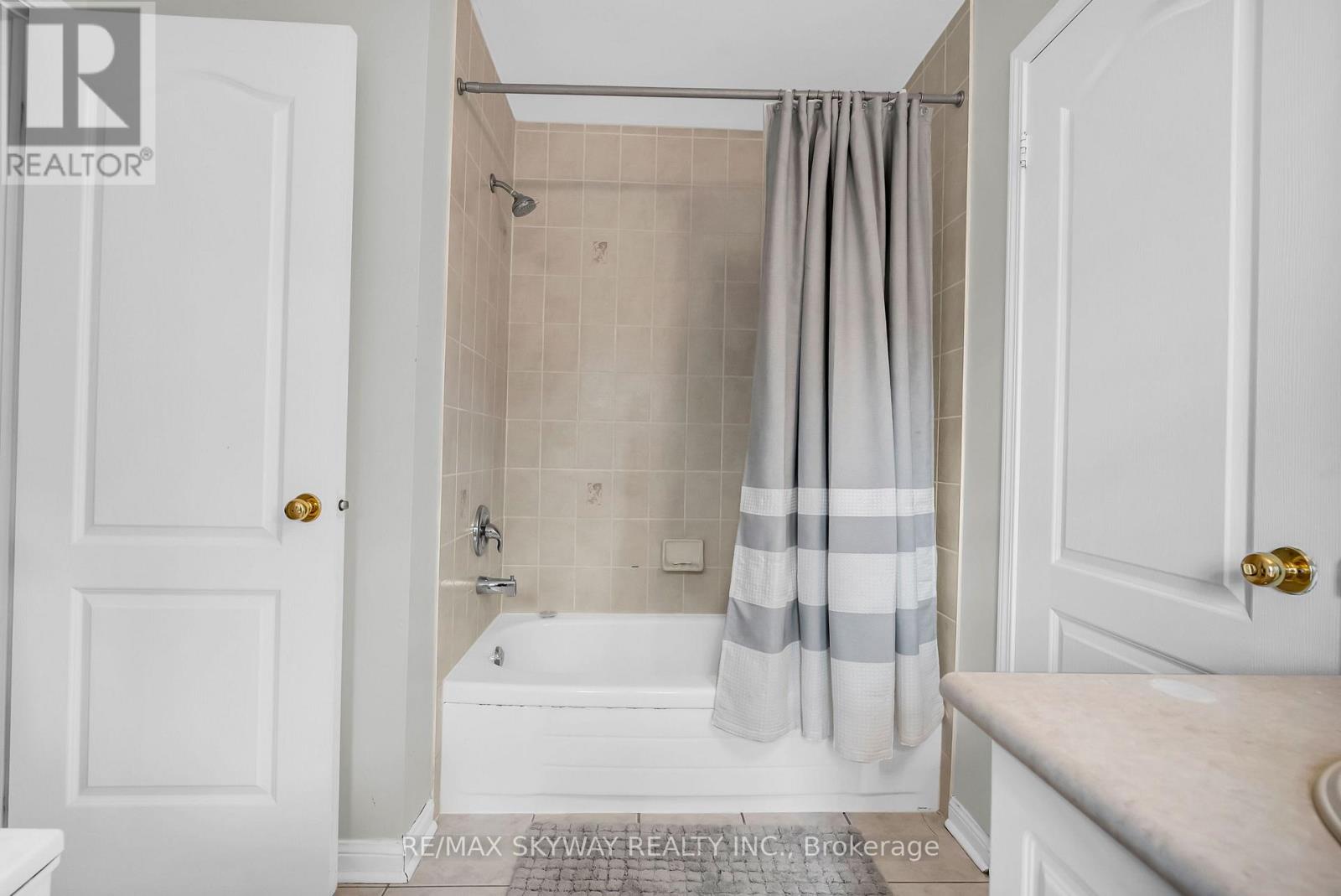 6214 MIRIAM WAY - Image 33