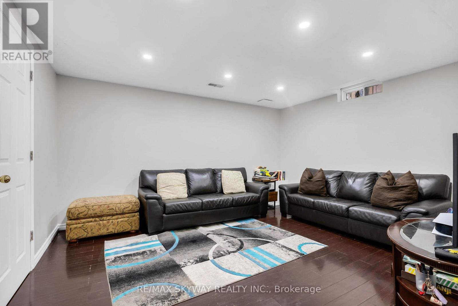 6214 MIRIAM WAY - Image 38