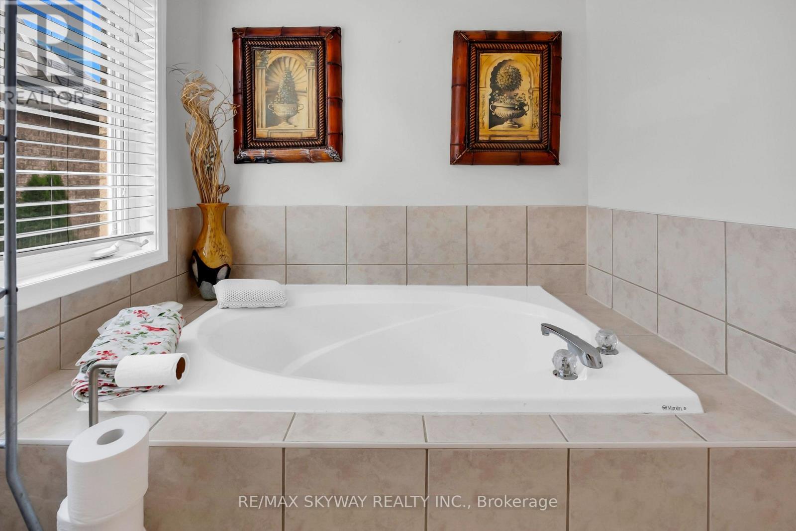 6214 MIRIAM WAY - Image 30
