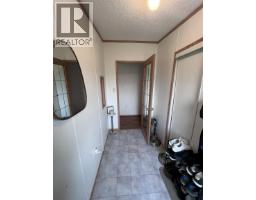 Enclosed porch - 6500 Old Alaska Highway, Fort Nelson, BC V0C1R0 Photo 7