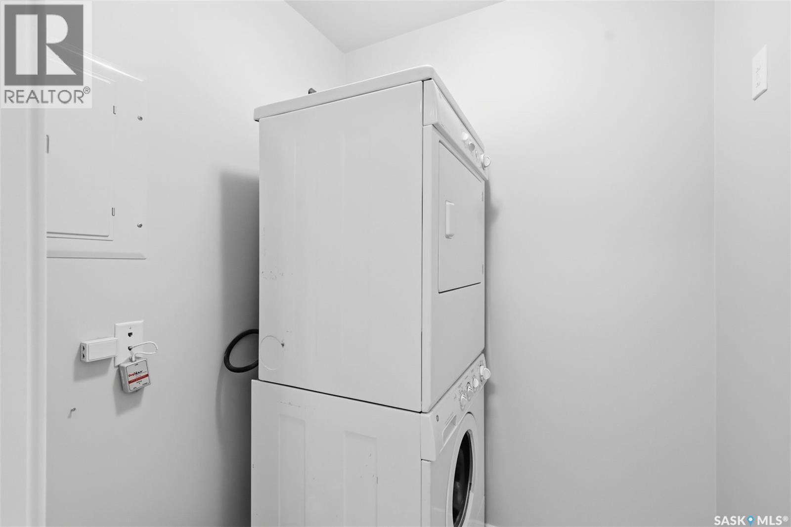 #104A 415 Hunter ROAD - Image 23