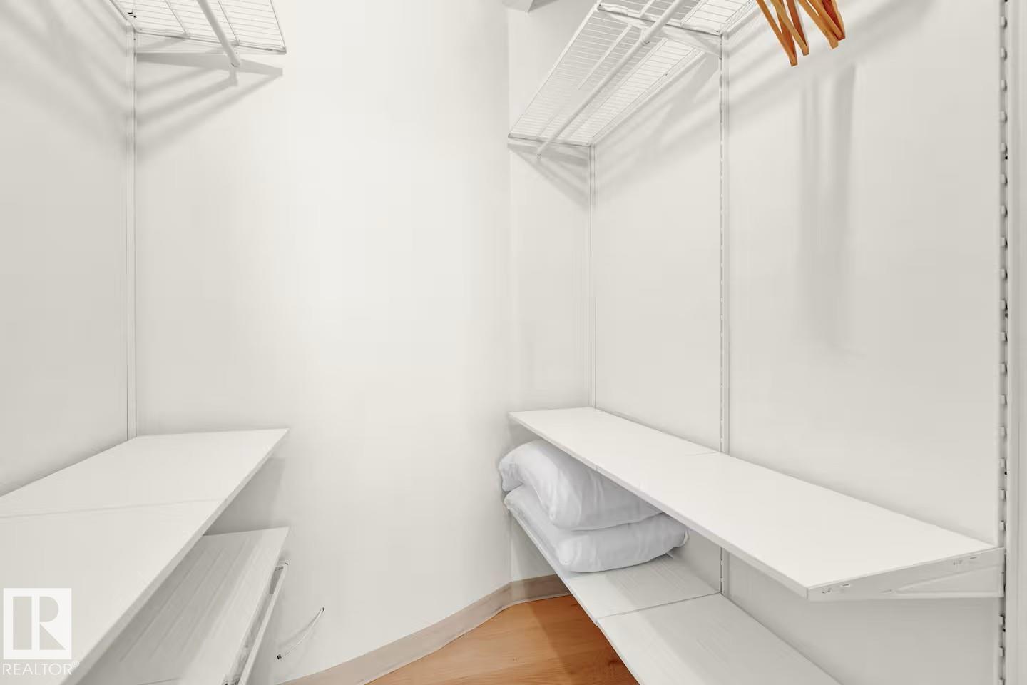 #903 10105 109 ST NW - 16