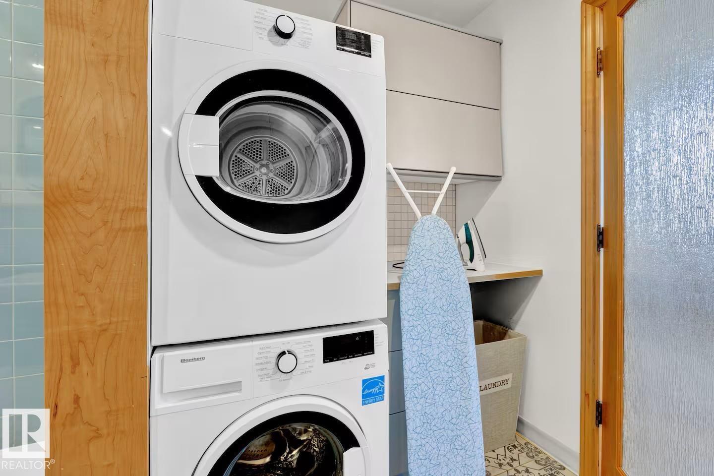 #903 10105 109 ST NW - 15