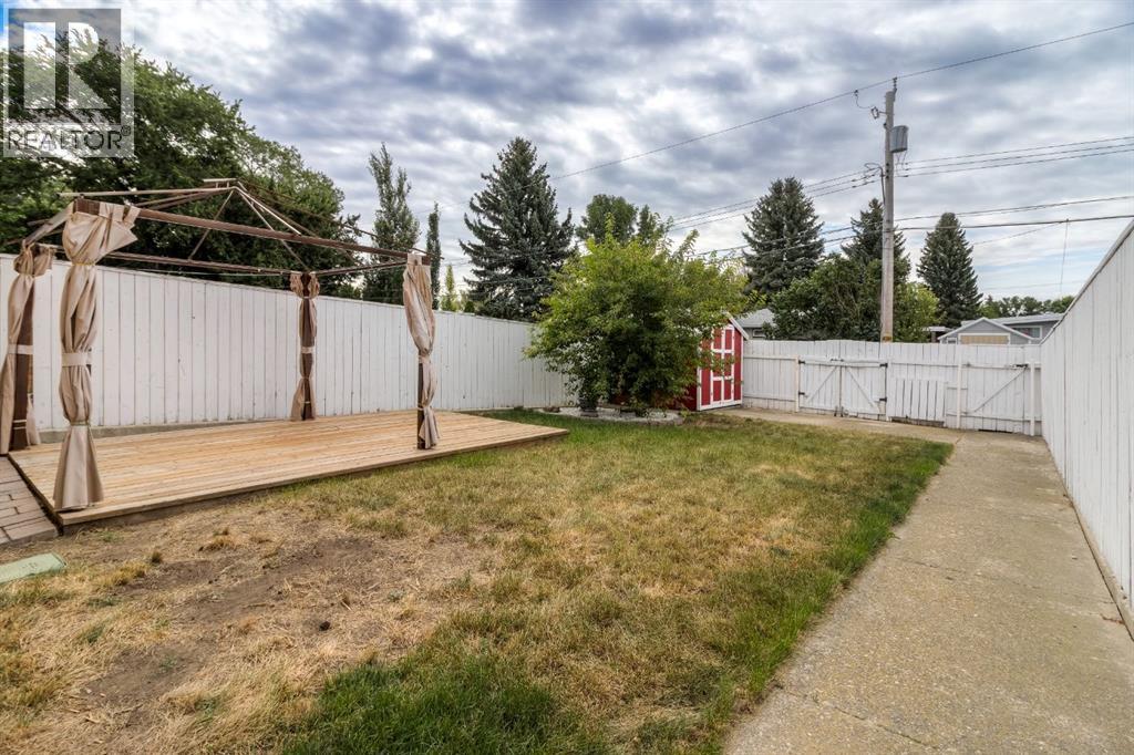 1404 16 Avenue S - 47