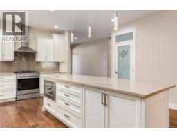 Bathroom - 158 Skylark Ave, Parksville, BC V9P1M3 Photo 10