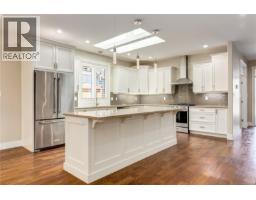 Bedroom - 158 Skylark Ave, Parksville, BC V9P1M3 Photo 8