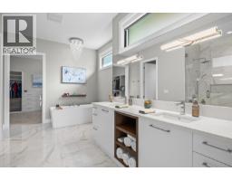 10018 Beacon Hill Drive, Lake Country, BC V4V0A9 Photo 36