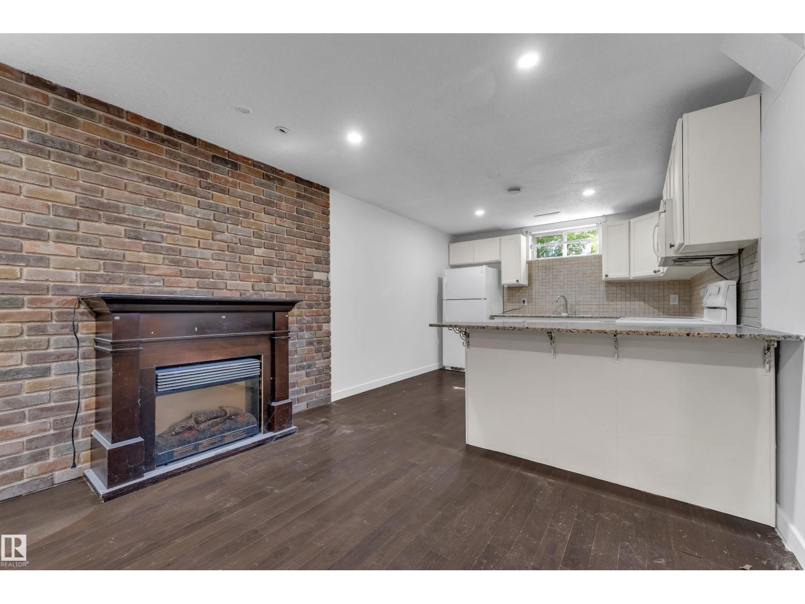 13324 62 ST NW - 22