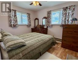 69 Hutchison Ave, Elliot Lake, ON P5A1W7 Photo 13