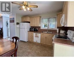 69 Hutchison Ave, Elliot Lake, ON P5A1W7 Photo 10