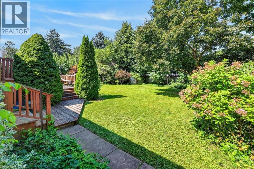 4193 REGENT Court - Image 17