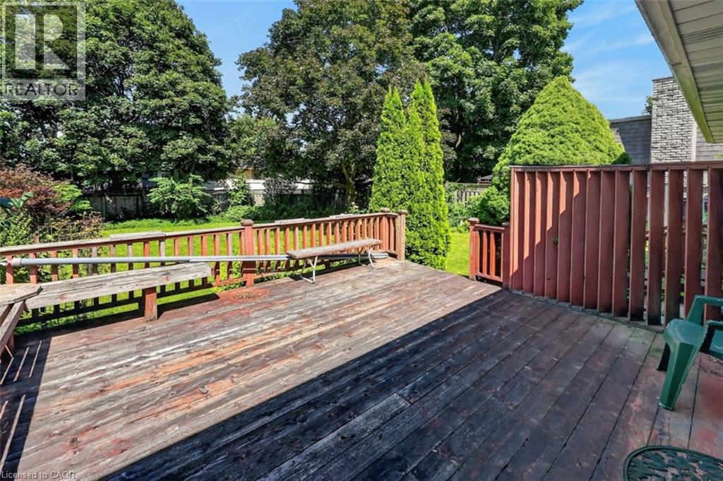 4193 REGENT Court - Image 19