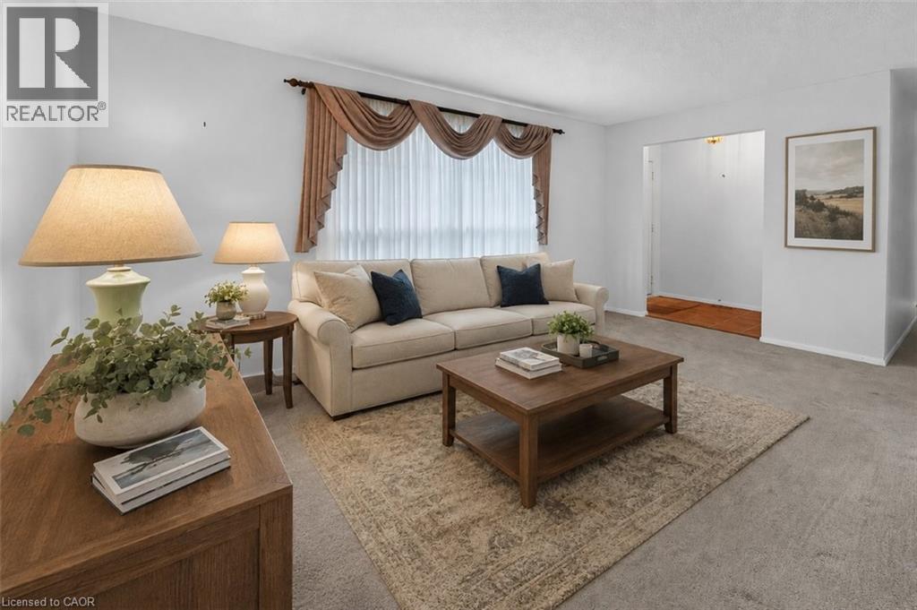 4193 REGENT Court - Image 3