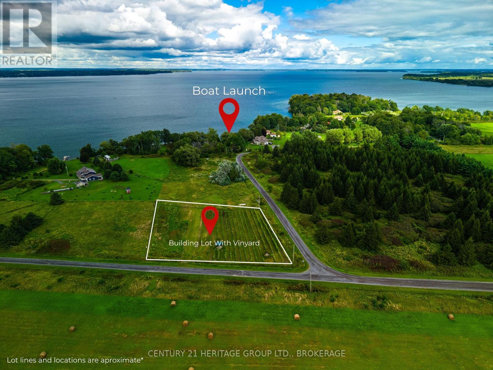 Property for sale at 7 HUNT CLUB LANE