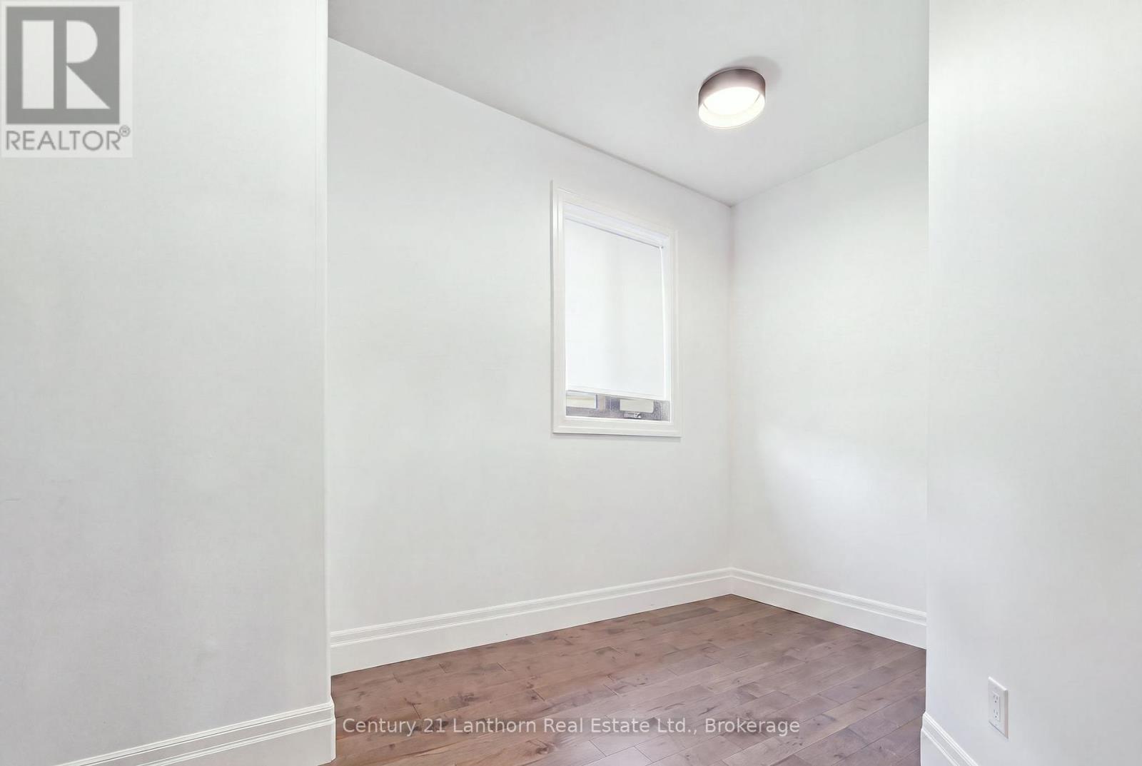 101 VILLENEUVE DRIVE - Image 30