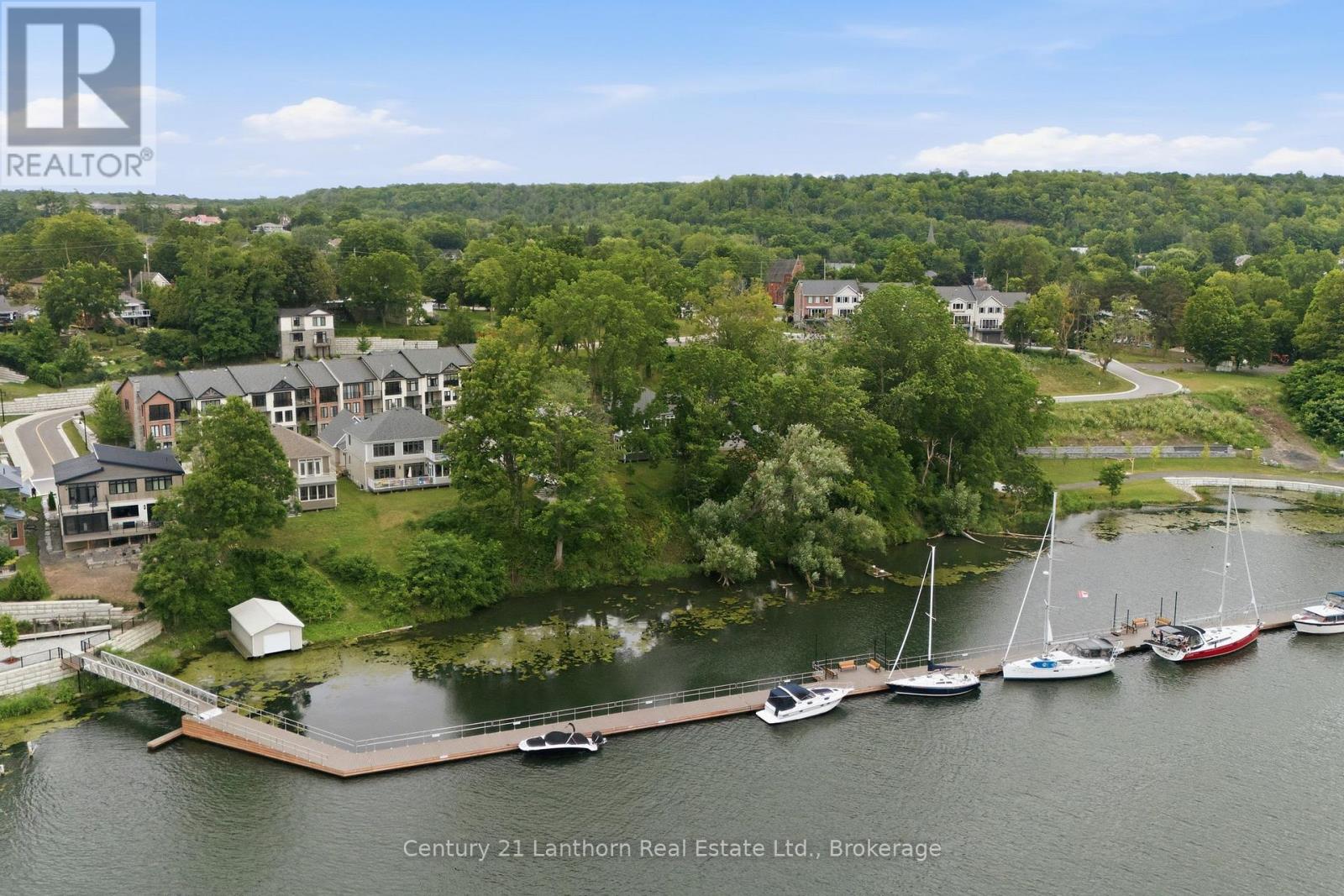 101 VILLENEUVE DRIVE - 44