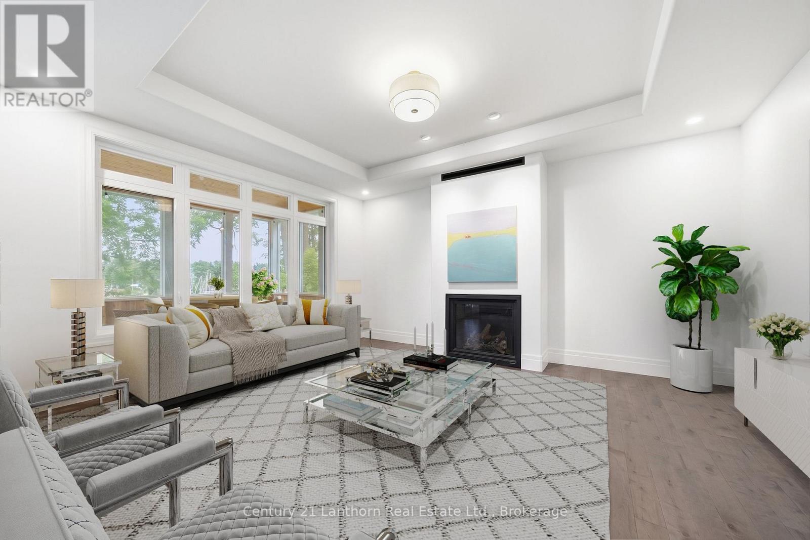 101 VILLENEUVE DRIVE - 9
