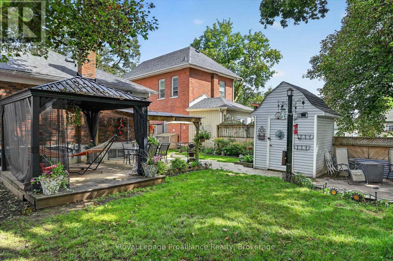 837 SHERBURNE STREET - Image 29