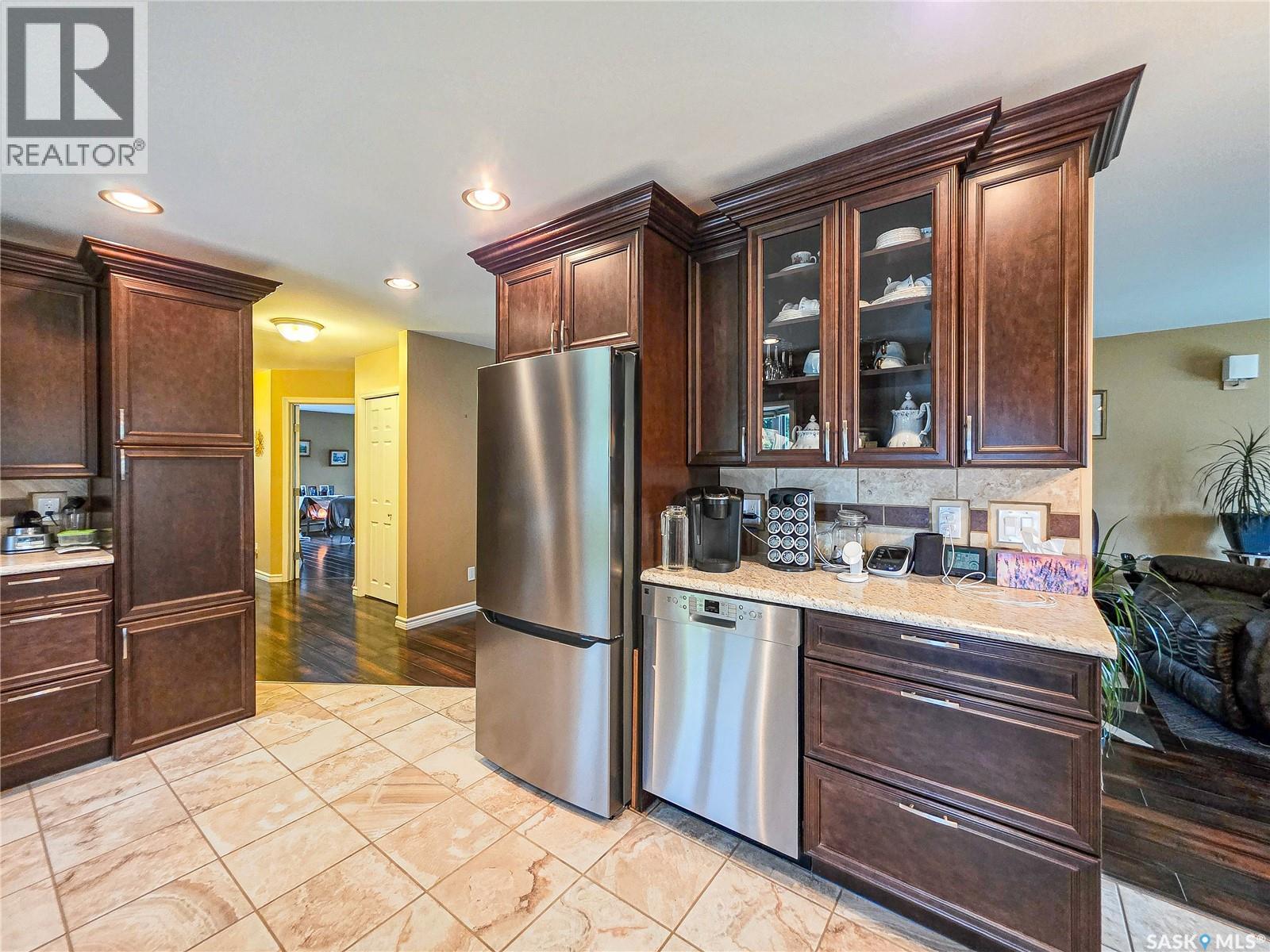 278 9th AVENUE W - Image 14