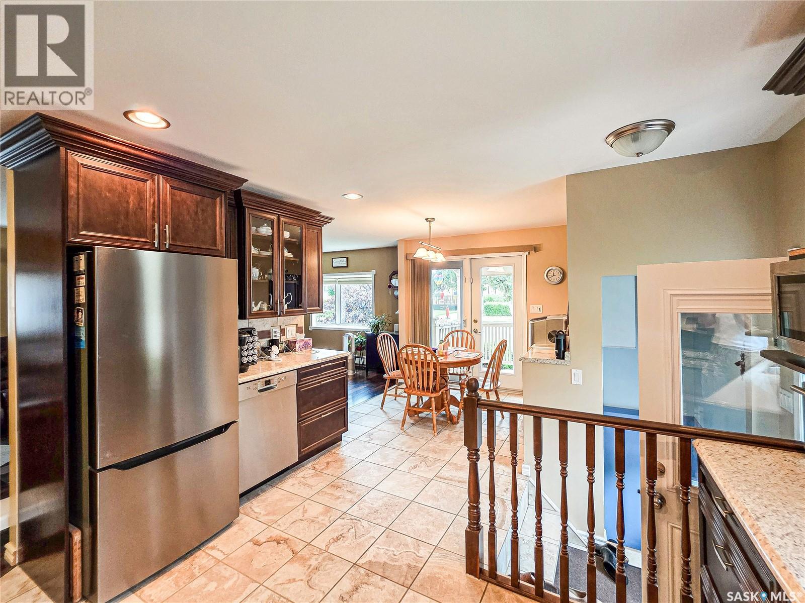 278 9th AVENUE W - Image 17