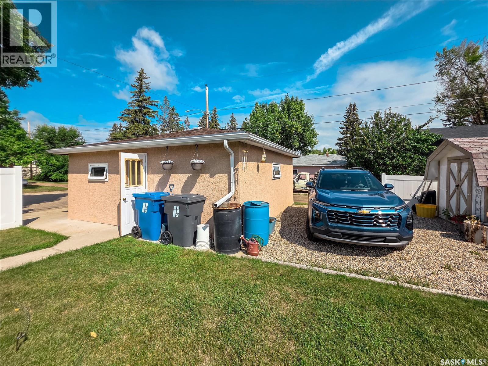 278 9th AVENUE W - Image 8