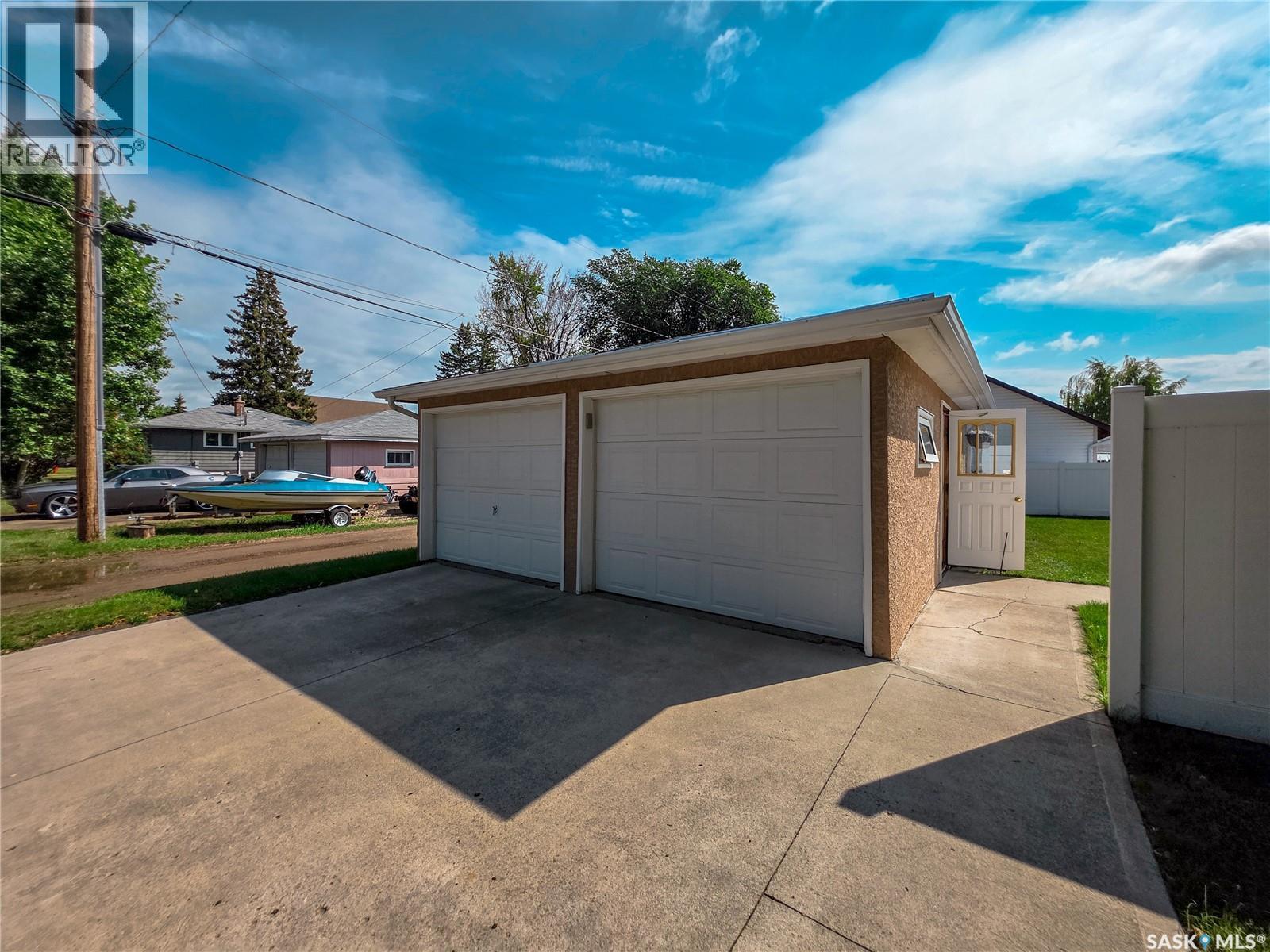 278 9th AVENUE W - Image 49