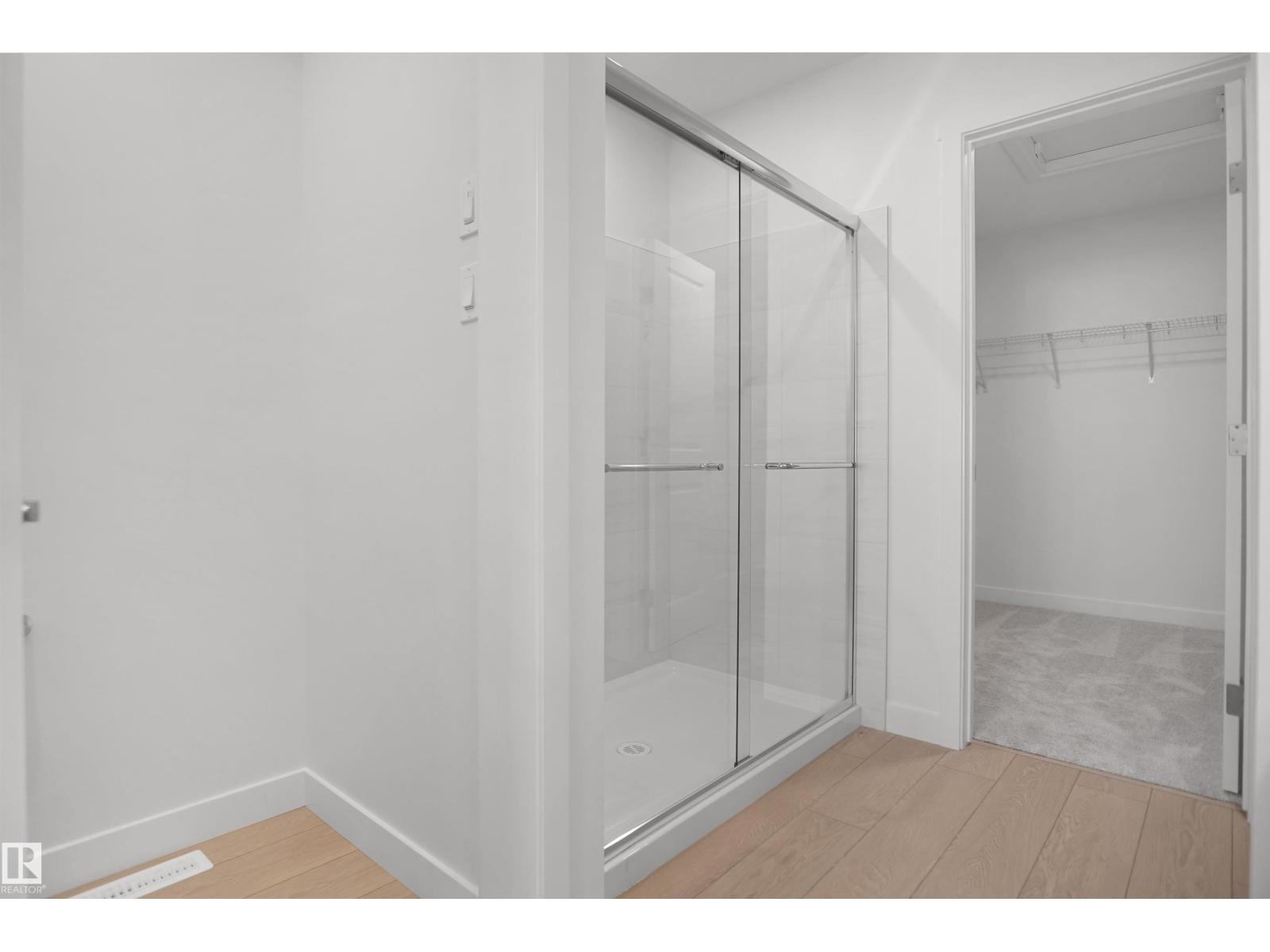 1019 14 AV NW - 29