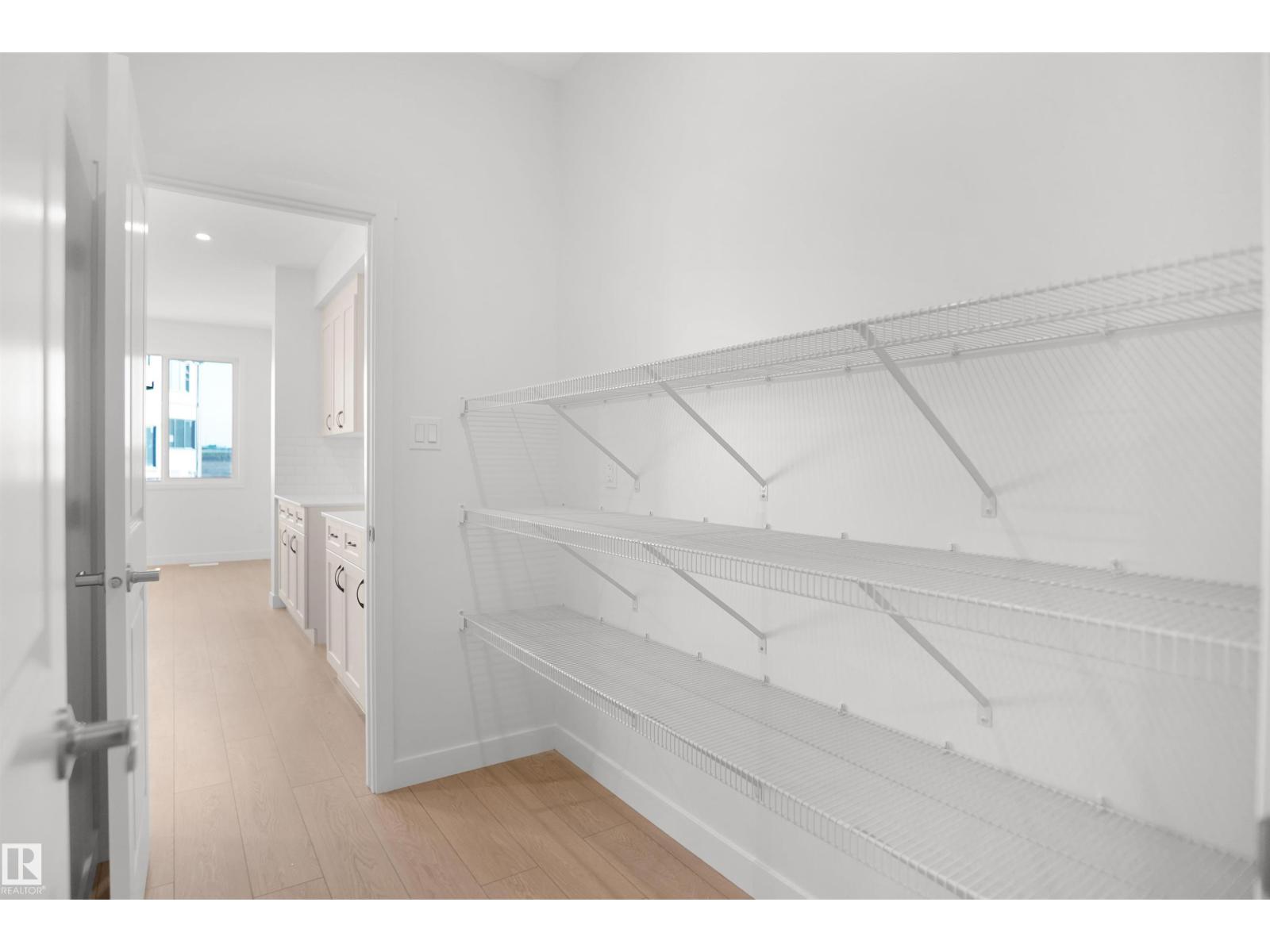 1019 14 AV NW - 18