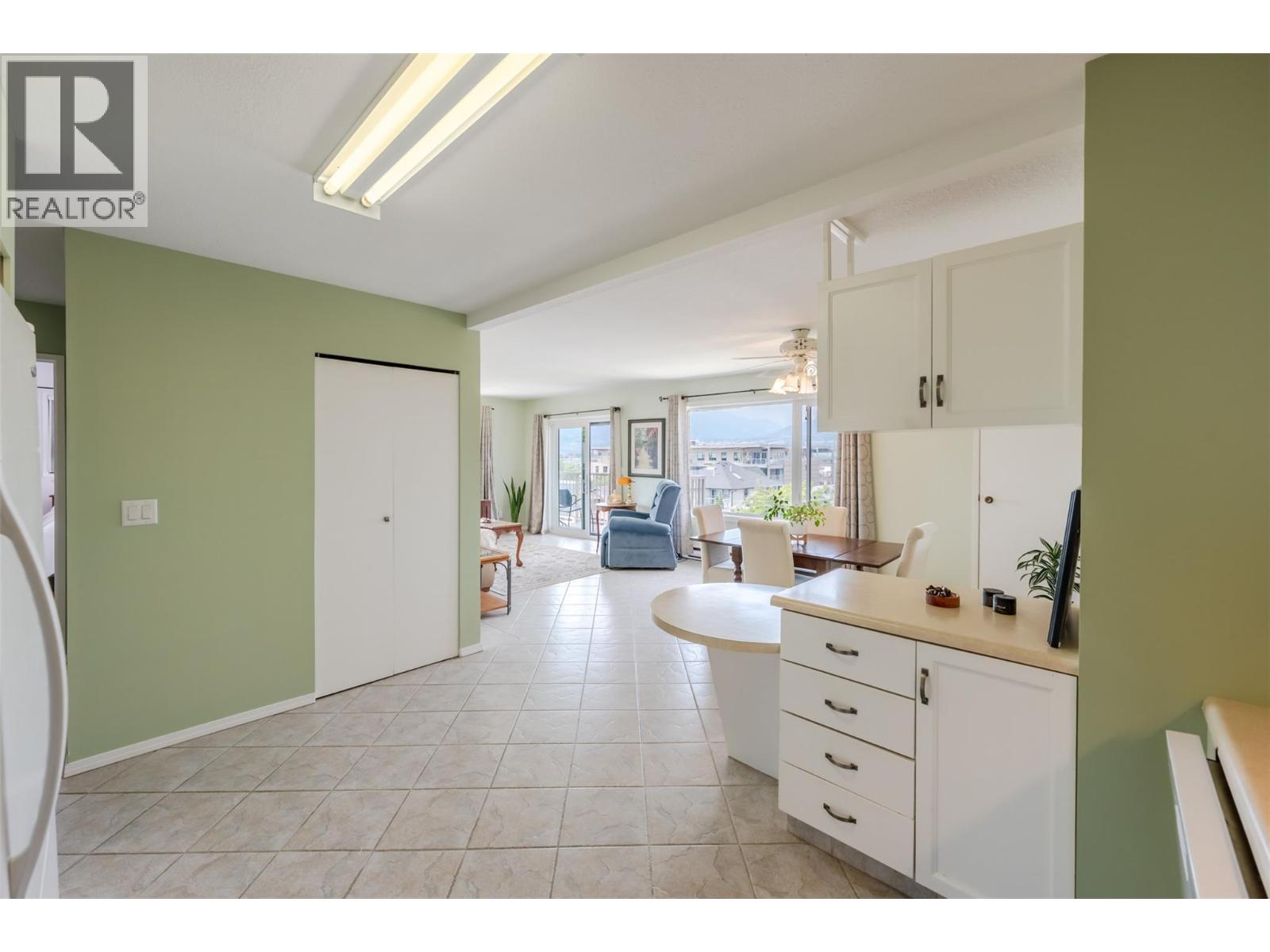 #304 84 Van Horne Street - Image 35