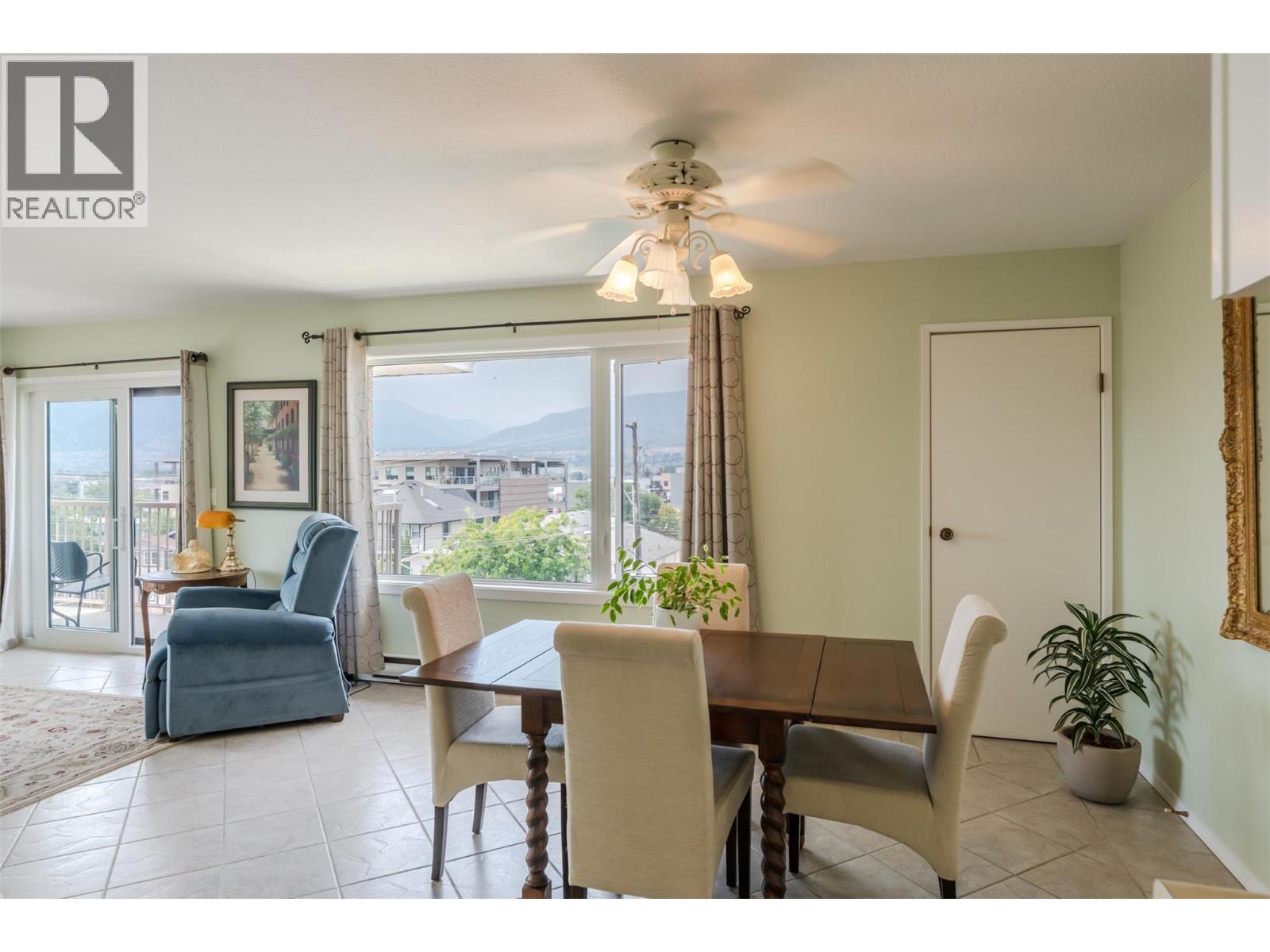 #304 84 Van Horne Street - 28