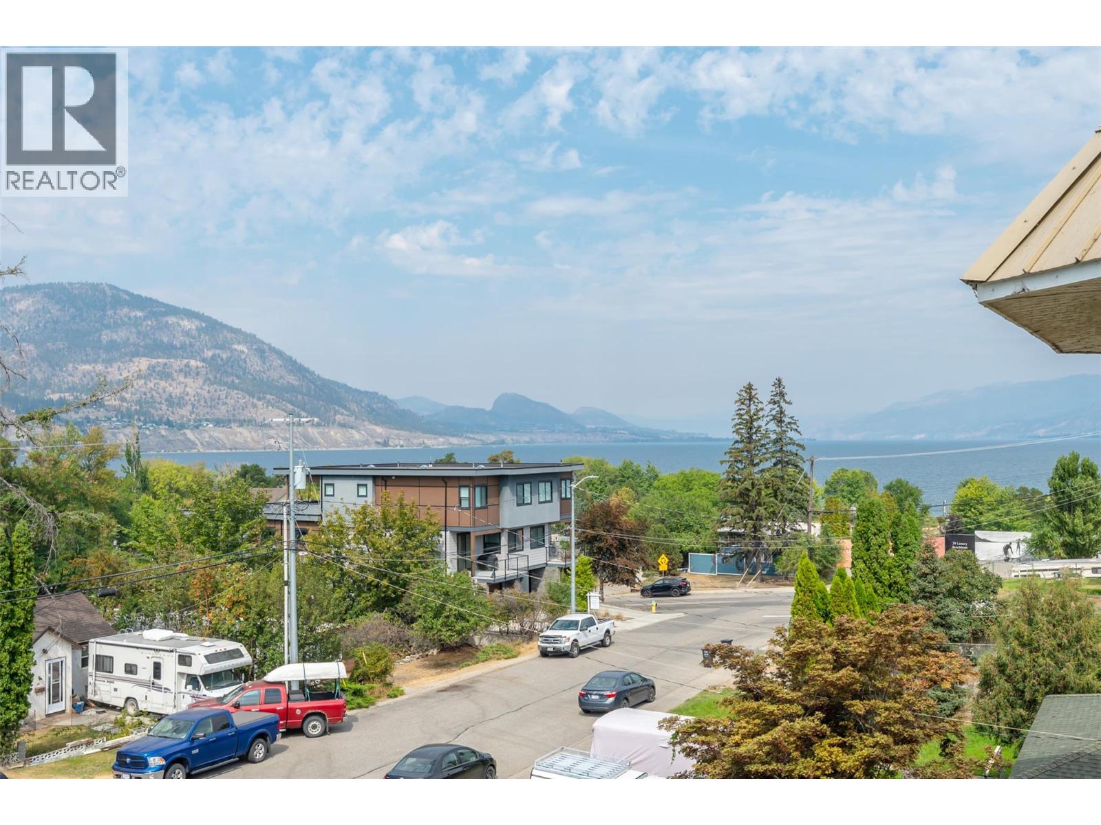 #304 84 Van Horne Street - 41