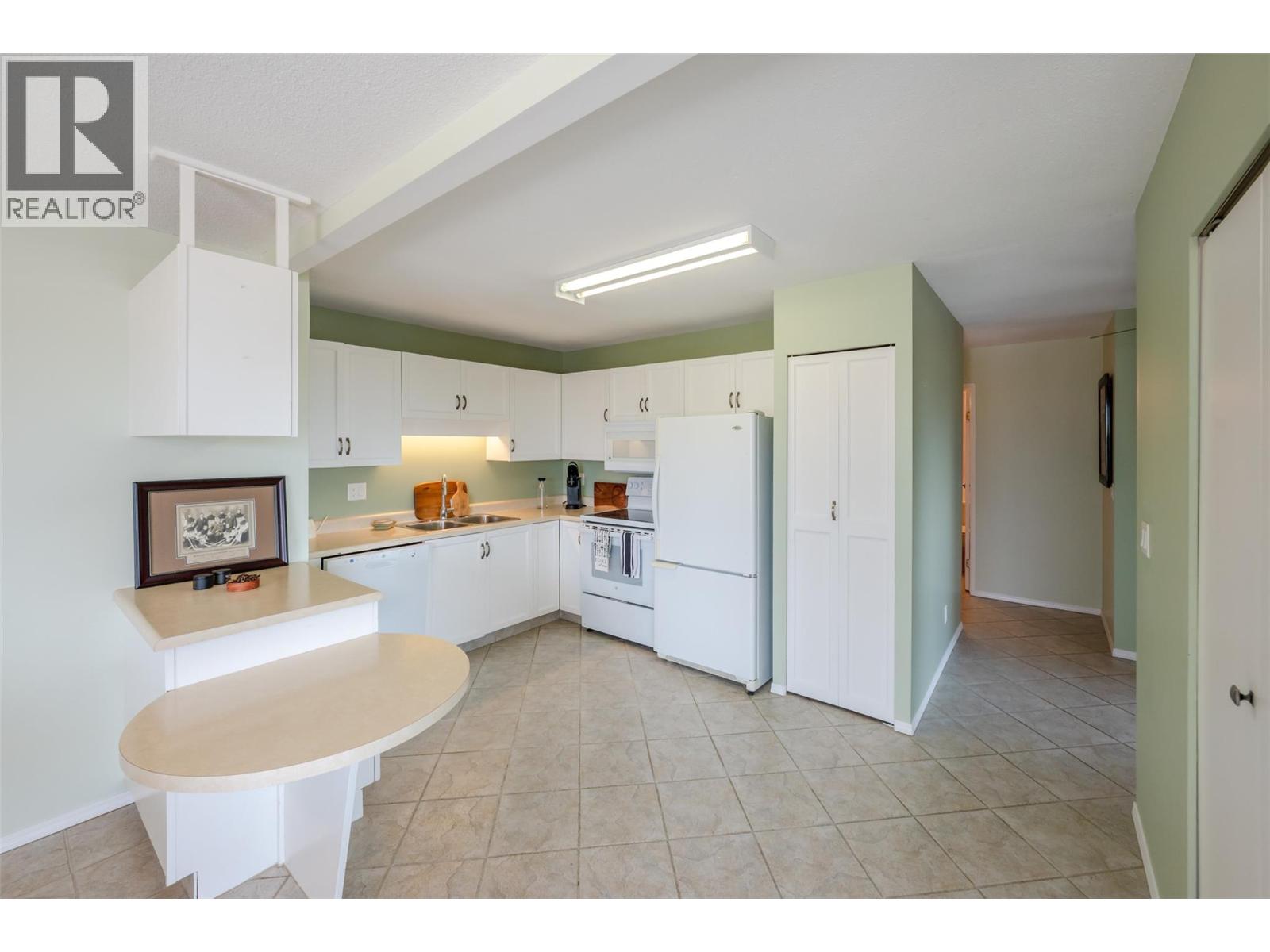 #304 84 Van Horne Street - Image 30