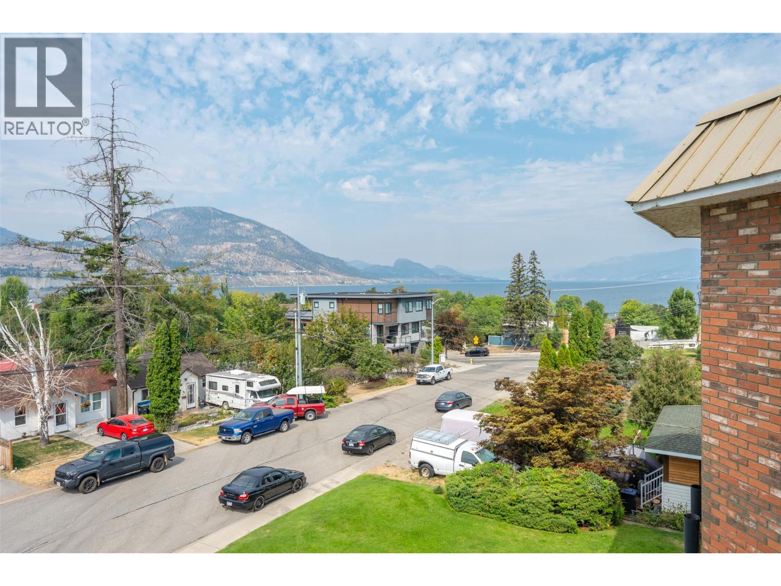 #304 84 Van Horne Street - 40