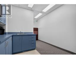 210 & 211 - 150 Katimavik Road, Ottawa, ON K2L2N2 Photo 14