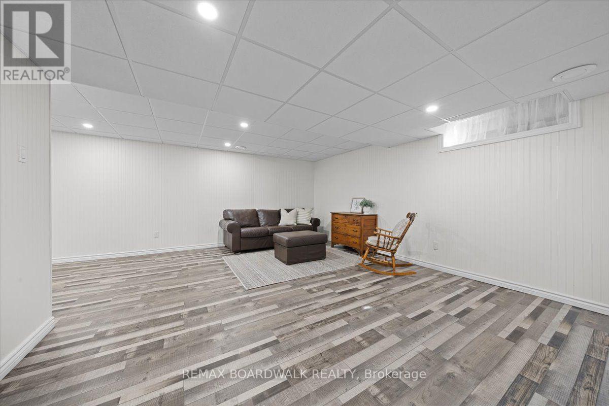 13 ALLAN BOND COURT - 29
