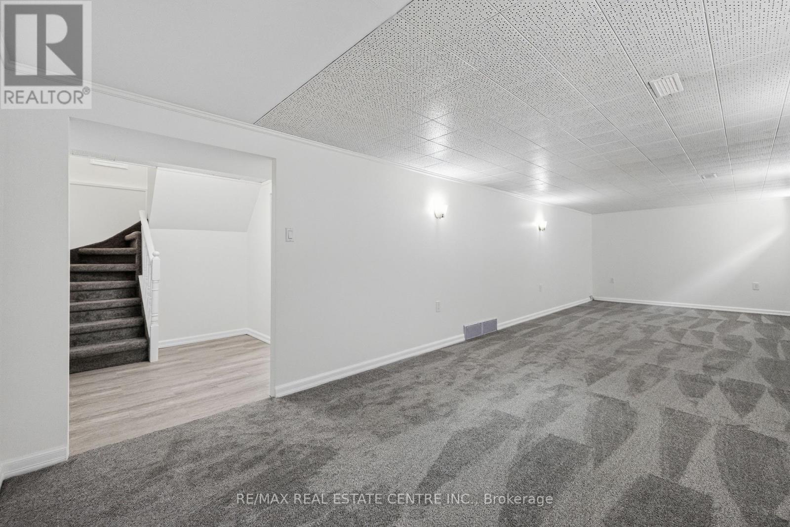 309 LASALLE AVENUE - Image 28