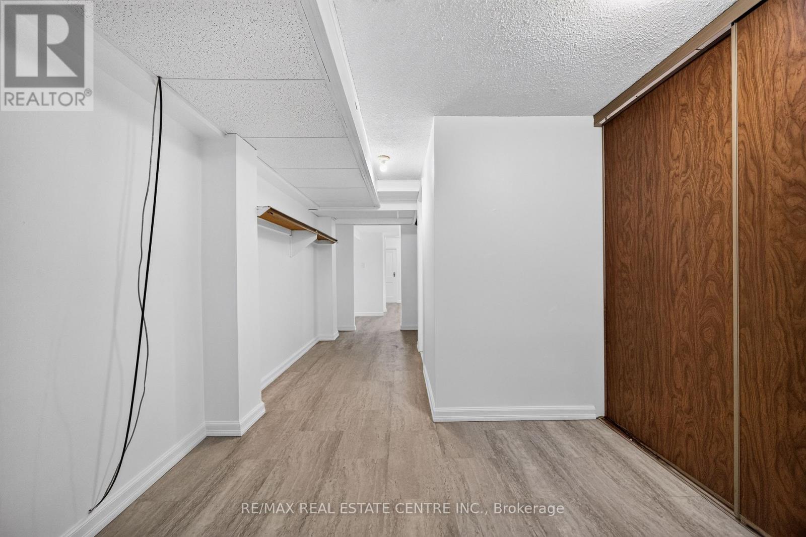 309 LASALLE AVENUE - Image 36
