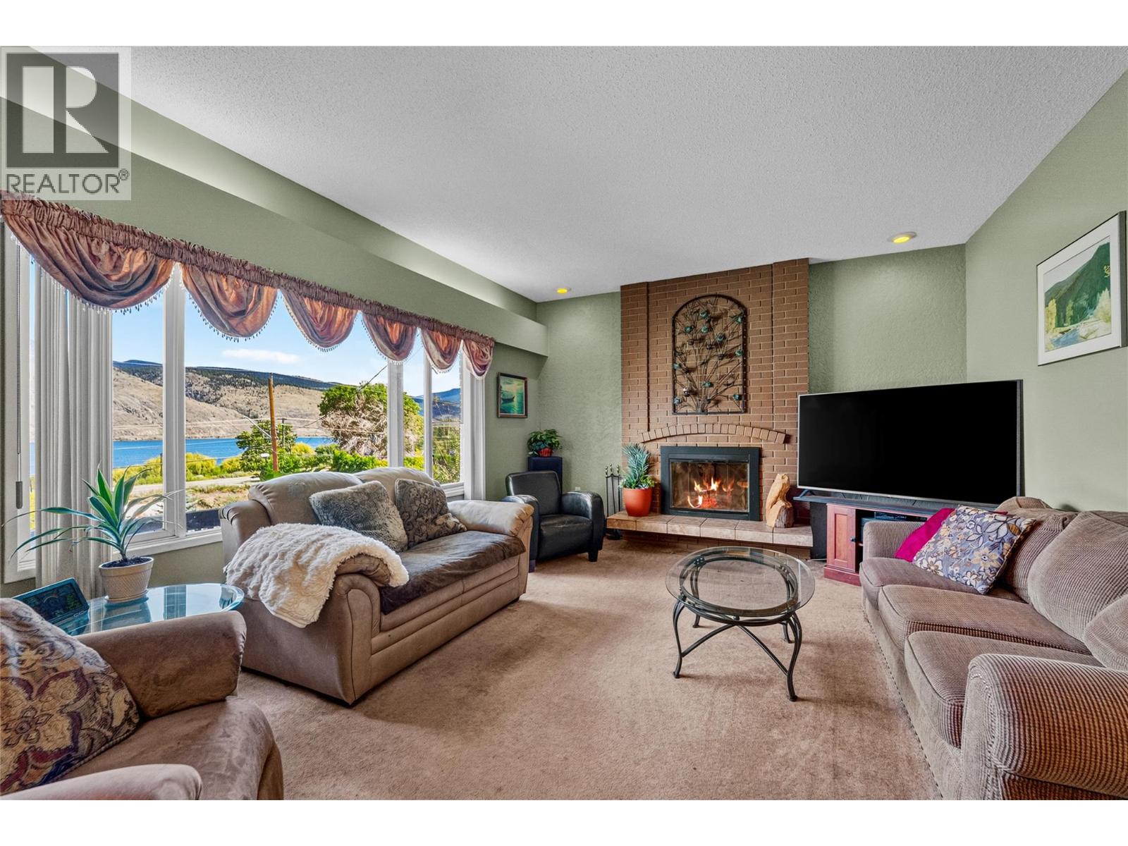 6860 Watson Drive W, Kamloops