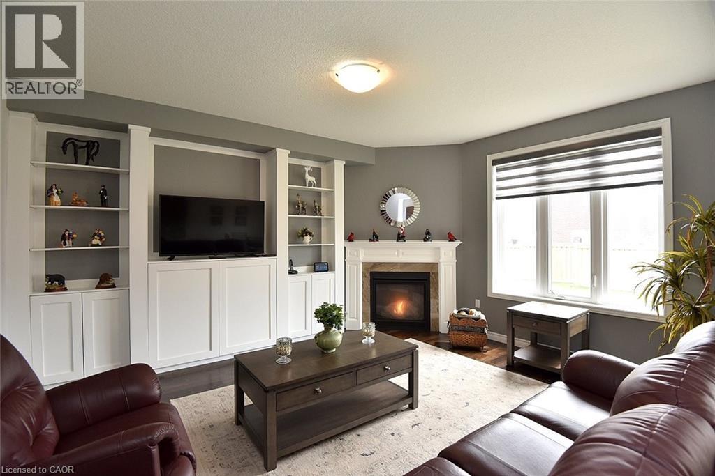 111 FESTIVAL Way - Image 10